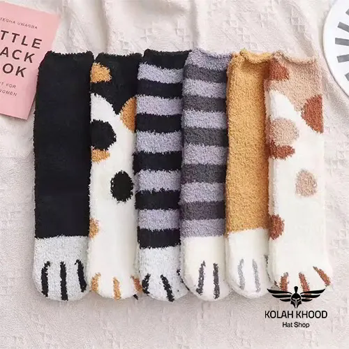 Fancy-cat-and-dog-woolen-stockings